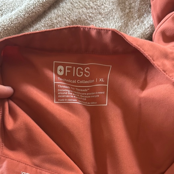 Figs Scrub Set - Picture 2 of 4